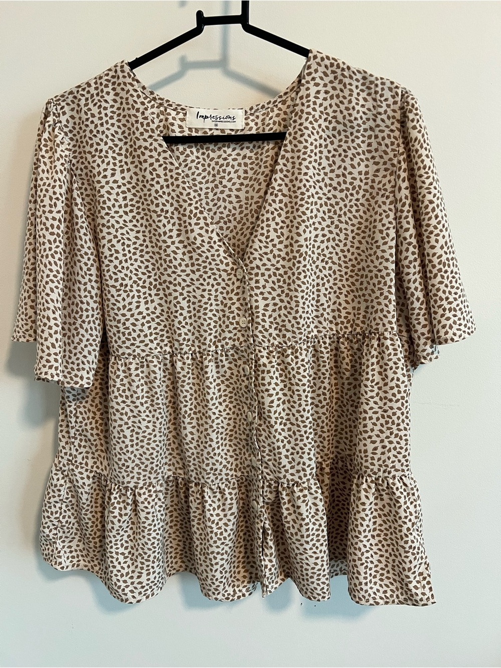 Impressions Leopard Print Flowy Peplum Button Up Blouse Size M